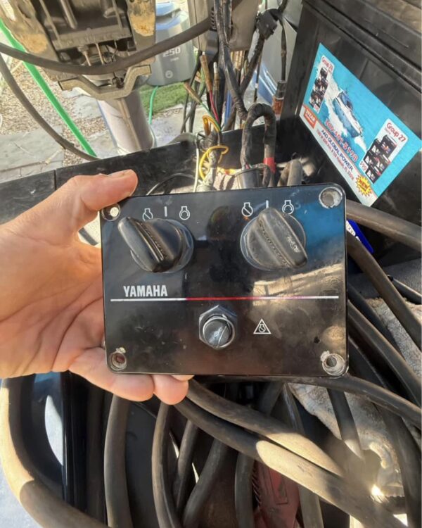 Twin Yamaha 250. 30” 2006 models Complete controls - Alpha Marine Outboards