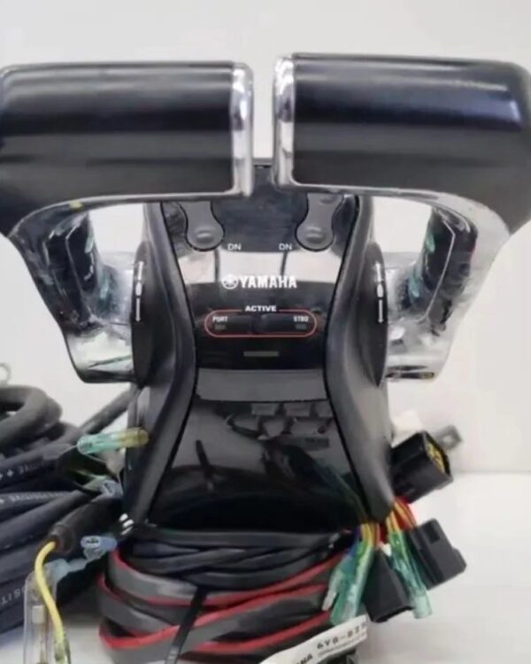 Twin Yamaha F200hp 4 stroke-electric controls - Alpha Marine Outboards