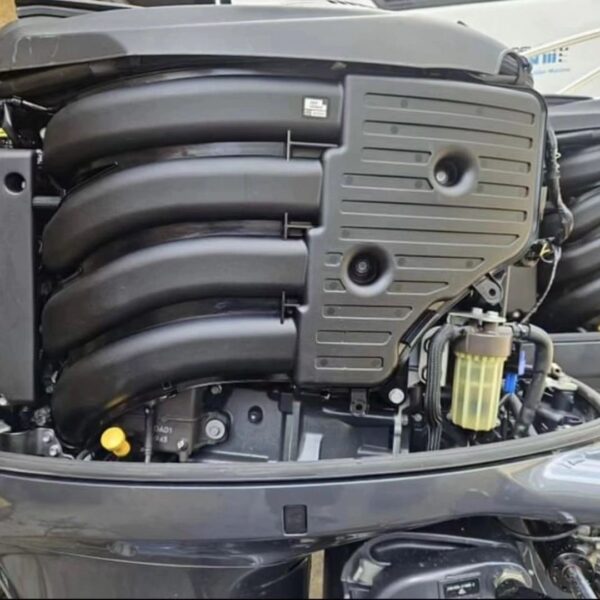 Twin Yamaha F200hp 4 stroke-electric controls - Alpha Marine Outboards